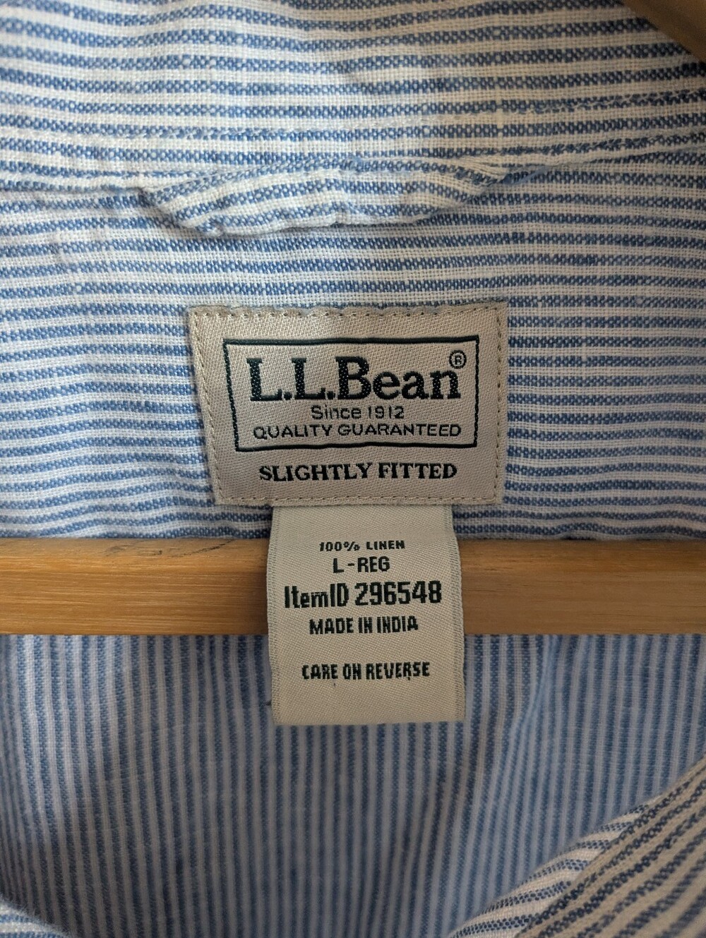 L.L. Bean Men's Blue and White Stripe Short-Sleeve Button-Down Linen Shirt - Picture 2 of 6